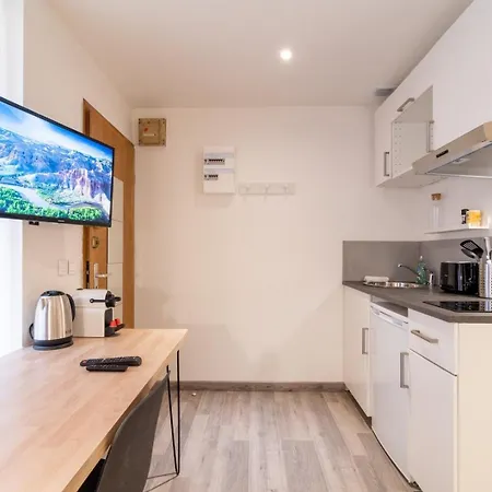 Grand-place : Functional And Quiet ! Apartmán