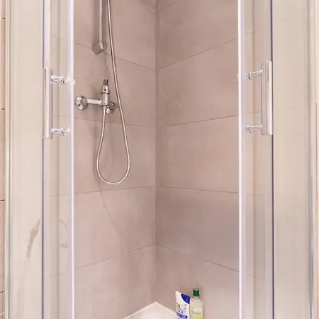 Apartment Grand-place : Functional And Quiet ! *