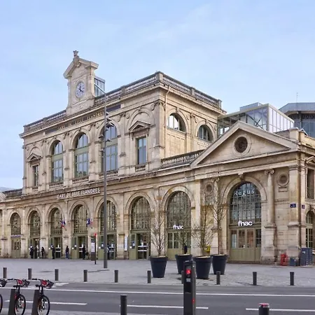 Grand-place : Functional And Quiet ! Lille