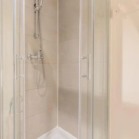 公寓 Grand-place : Functional And Quiet ! *